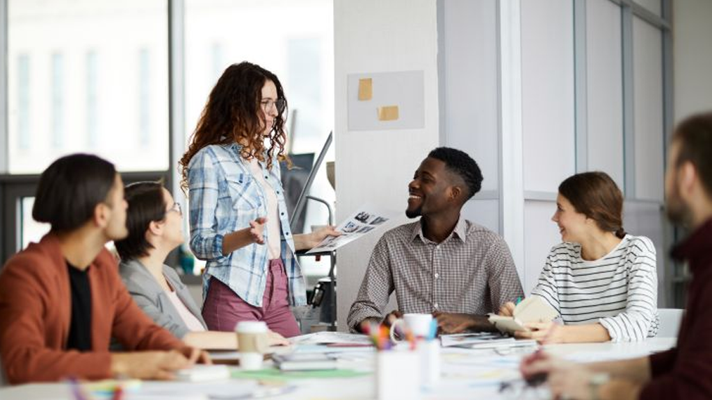 Scaling Your Creative Agency: From Freelance to Global Brand
